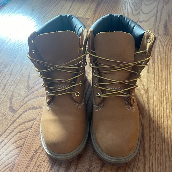 Timberland boots! - Picture 2 of 5